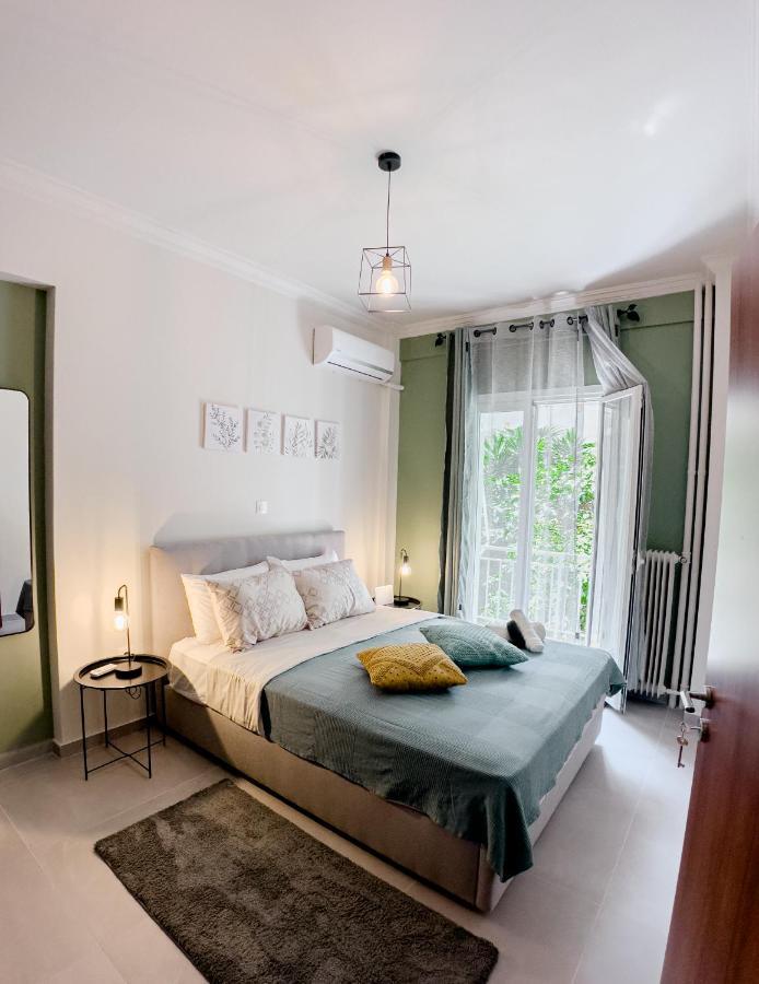 Metro Chic Haven: Modernized Urban Studio Near The Tram 아테네 외부 사진